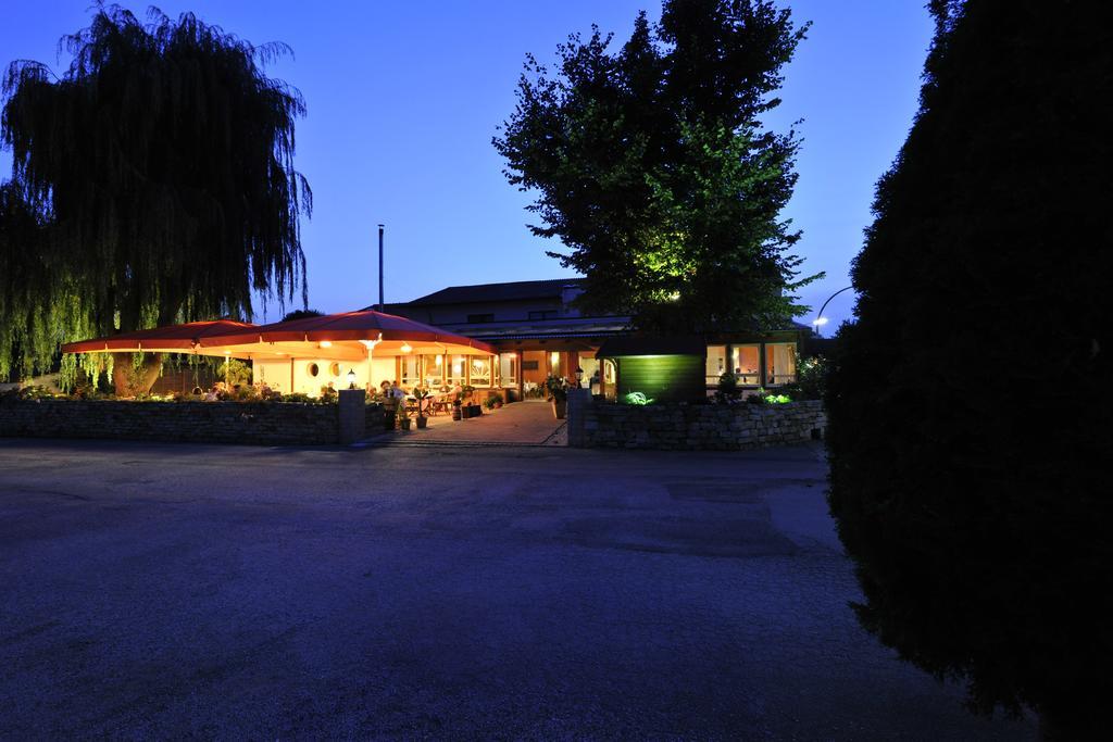 Hotel Dreimaedelhaus Espelkamp-Mittwald Zewnętrze zdjęcie