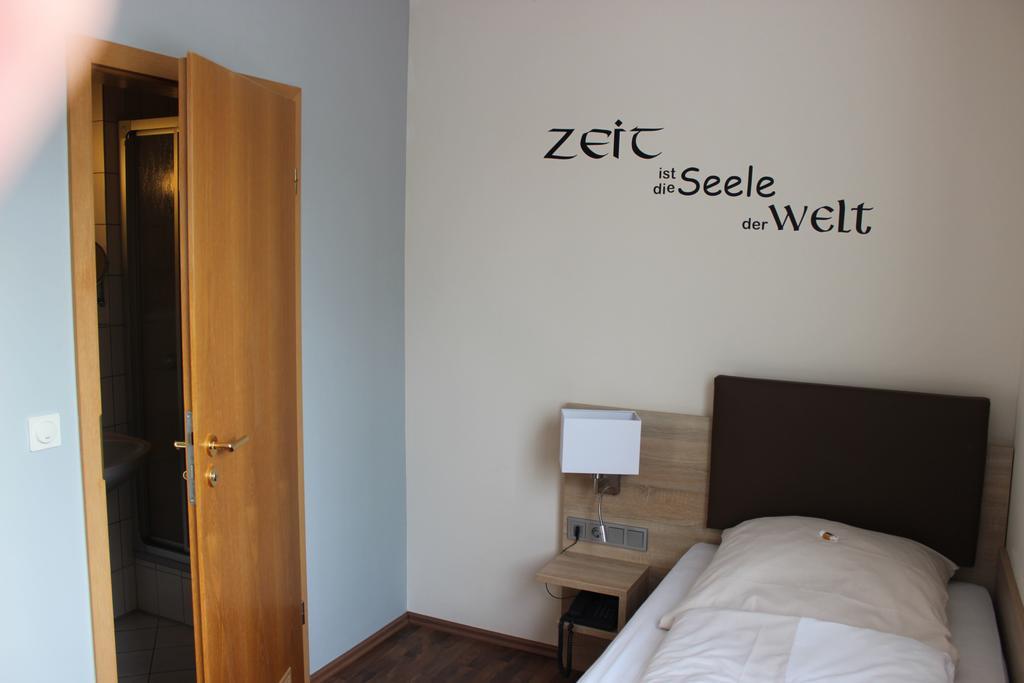 Hotel Dreimaedelhaus Espelkamp-Mittwald Zewnętrze zdjęcie