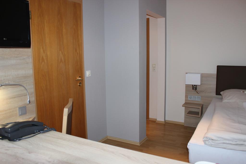 Hotel Dreimaedelhaus Espelkamp-Mittwald Zewnętrze zdjęcie